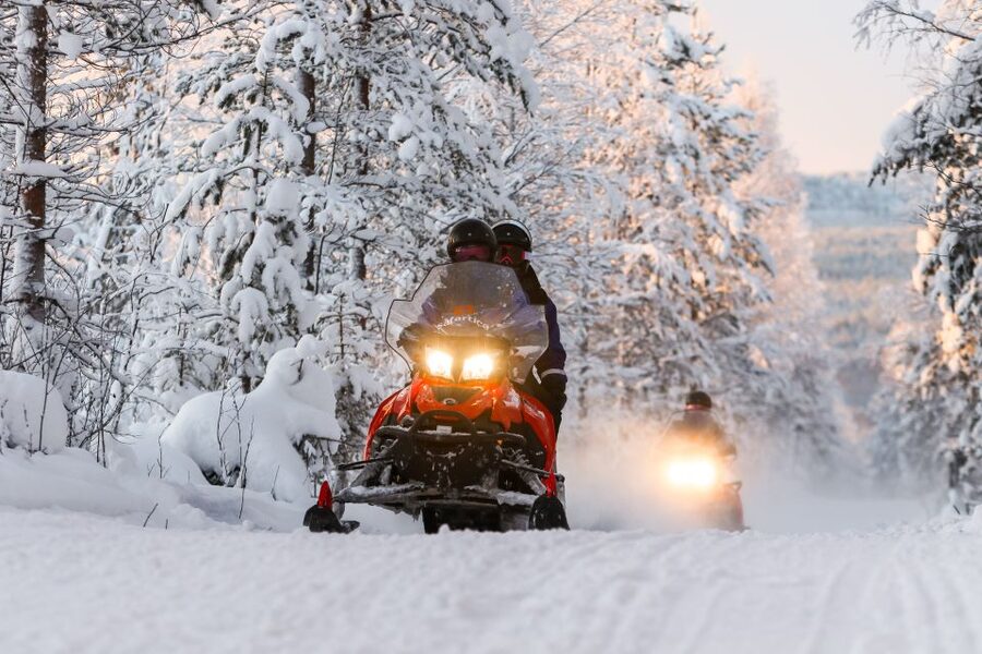 Rovaniemi: Santa’s Village & Snowmobiling to Reindeer Farm - One day, three very different Lapland outings