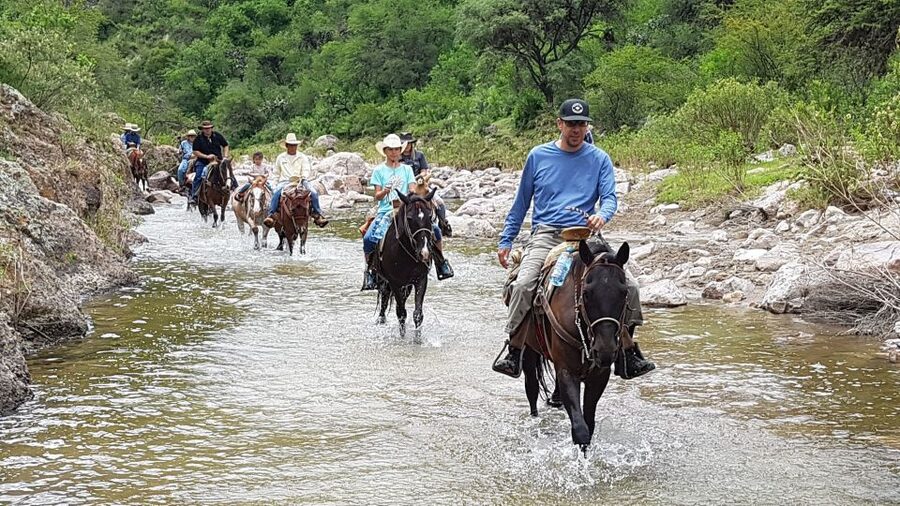 San Miguel de Allende: Full-Day Ranch Adventure - A Campfire Lunch Prepared on the Trail