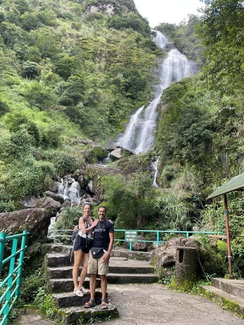 Sapa to Waterfall, Green Tea Farm with motorbike driver - The Lonely Tree of O Quy Ho