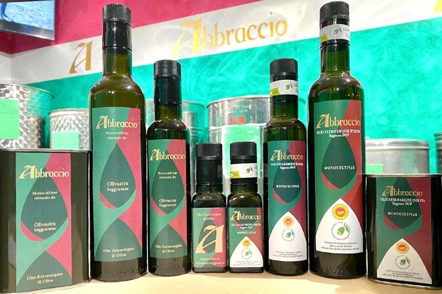 Seggiano: Typical Tuscan Farm Tour with Olive Oil Tasting - Key points to know before booking
