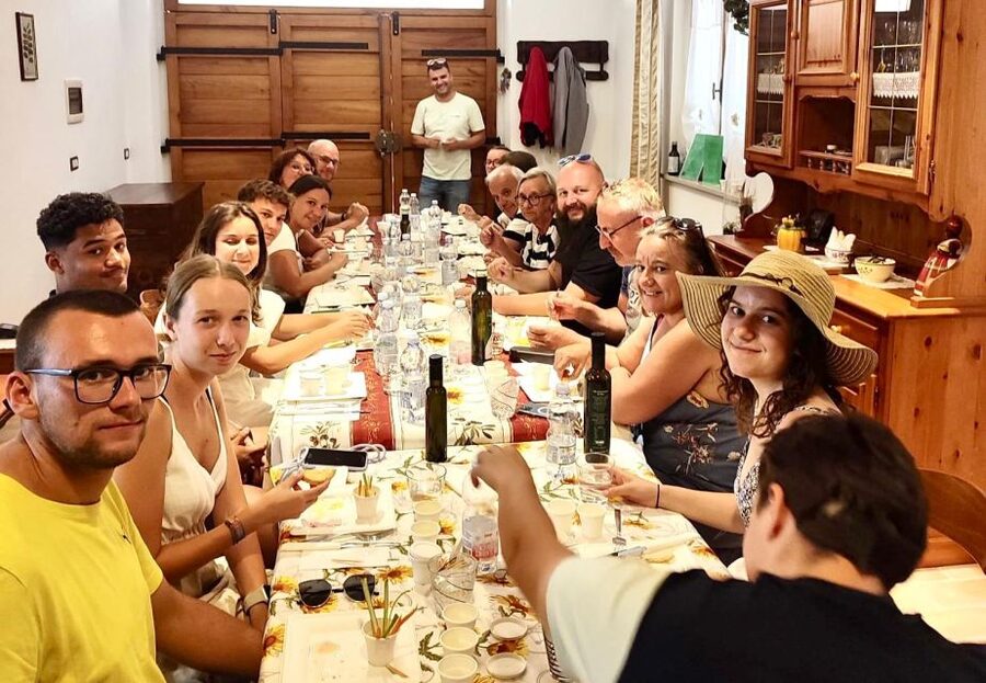 Seggiano: Typical Tuscan Farm Tour with Olive Oil Tasting - What the Gambero Rosso award tells you