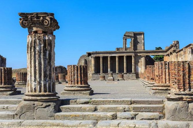 Shore excursion Guided Tour of Pompeii Ruins and Sorrento with a Farmhouse Lunch - One hour in Sorrento around Piazza Tasso
