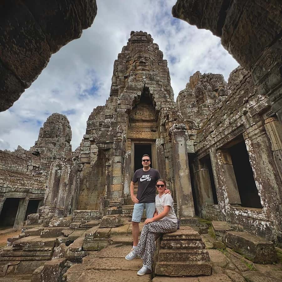 Siem Reap: Scenic Countryside & Silk Farm Jeep Tour - Returning by jeep to Siem Reap