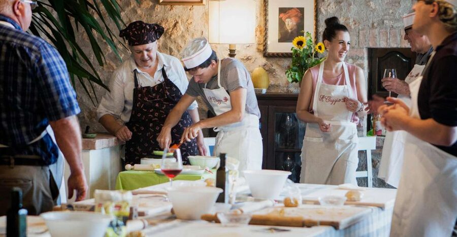 Siena countryside: cooking class in a real Tuscan farmhouse - Key points to know before booking