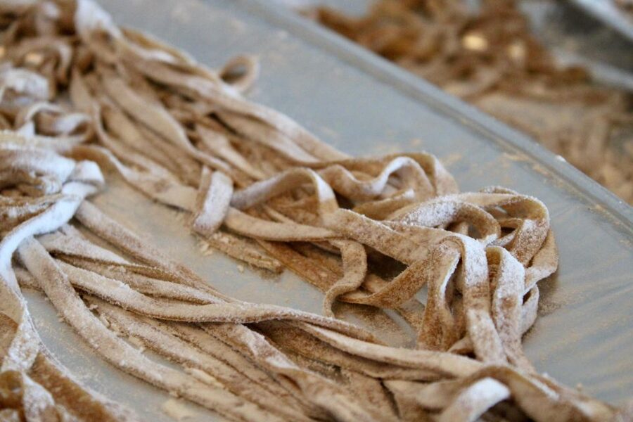 Siena countryside: cooking class in a real Tuscan farmhouse - Learning family recipes in a small setting