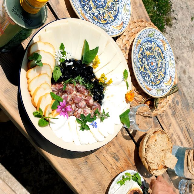 Slowlife Family Farm: From Garden to Table - Gathering the ingredients for a Sicilian lunch