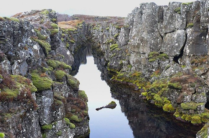 Small Group Golden Circle with Kerid Crater & Tomato Farm Visit - Gullfoss: Iceland’s great waterfall stop