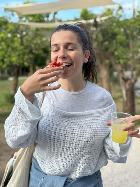 Sorrento: Lemon Tour & Farm Breakfast - Lemonade, marmalade, coffee, and biscuits