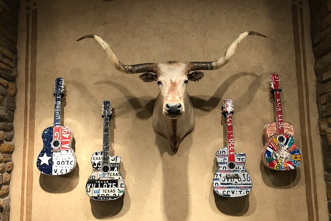 Southfork Ranch Tour - What the guides add