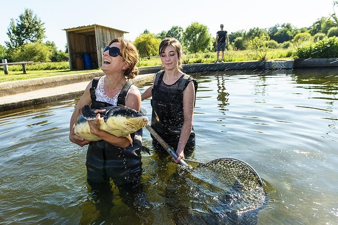 Sturgeon Fish-Farm Visit and Caviar Master Class Tasting in Neuvic - The 1 hour and 15 minute farm visit