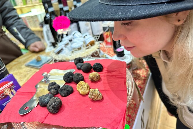 Tasty Trionfale Farmers Market Food Tour and Local Wines Tasting - Ending at St. Peter’s Square