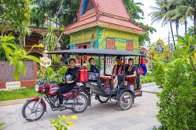 Traditional Khmer Water Blessing by Monk and Lotus Farm Visit - Royal Residence and the spiritual house