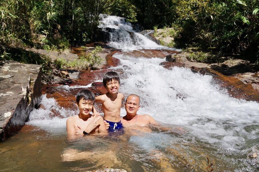 Trekking to Hidden Waterfall & Sturgeon Farm for dog-lovers - Practical planning before you leave Da Lat