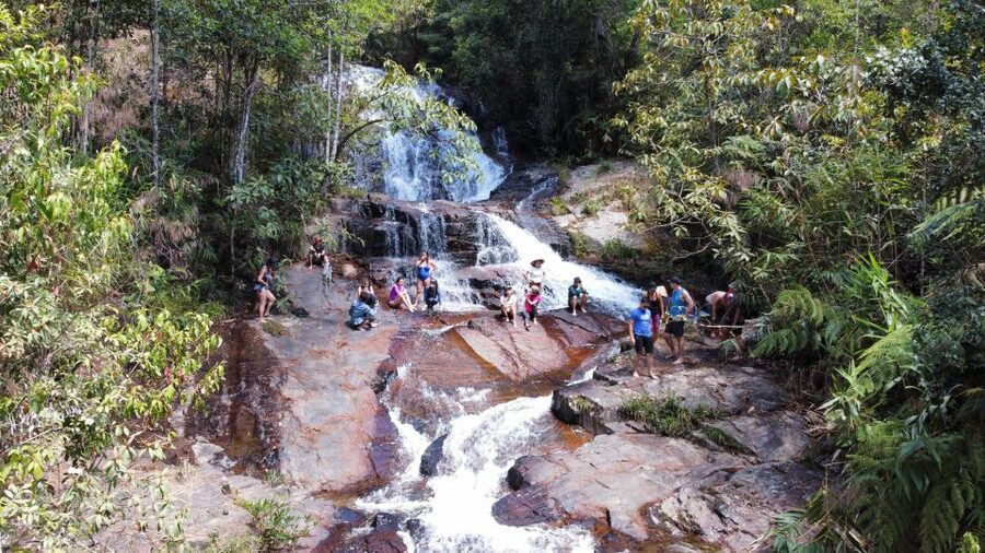 Trekking to Hidden Waterfall & Sturgeon Farm for dog-lovers - Adding lunch or an afternoon workshop