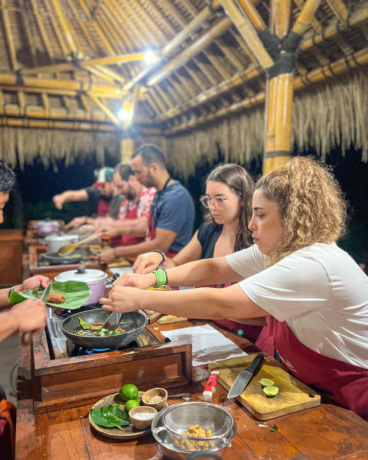 Ubud: Organic Farm Harvest, Bali Cooking Class by Pemulan - Six dishes, prepared from start to finish