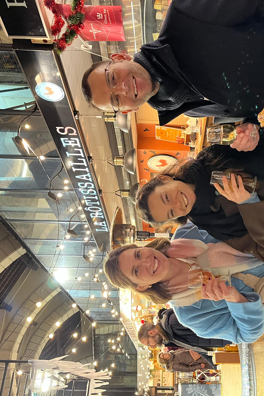 Versailles: Local & small-group Farmers' Market Food Tour - Charcuterie and cheese prepared before you