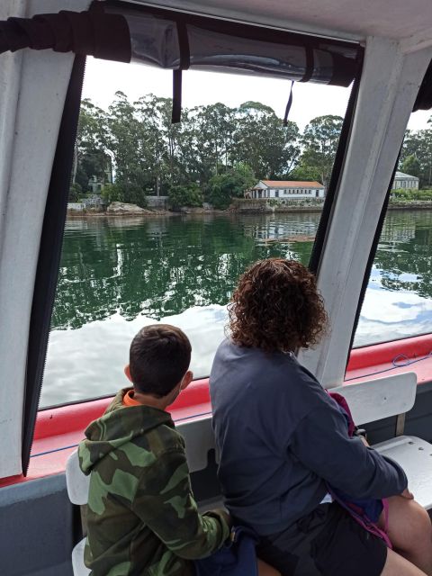 Vigo: Bay of San Simón Mussel Farming Tour - Local fishing methods and Galician seafood