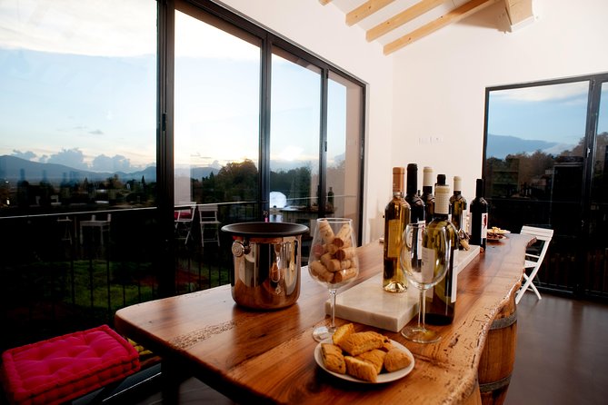 Wine and olive oil tasting & farm tour - A Tuscan farm visit close to Lucca