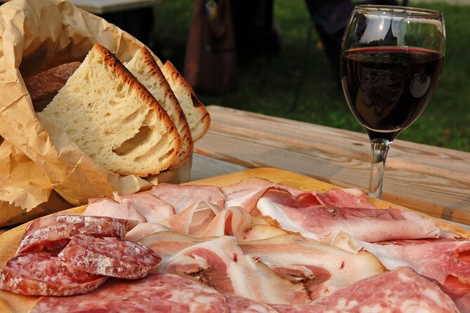 Wine Experience in farm vineyard & winery from Montecatini T. - Who will enjoy Fattoria Il Poggio most?
