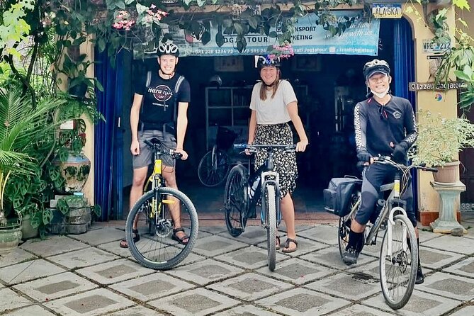 Yogyakarta Cycling Tour Around the Villages and Fish Farm - Pedaling through Maguwoharjo’s village roads