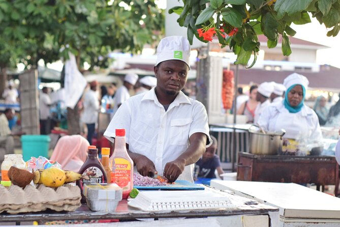 Zanzibar Stone Town Historical Tour and Spice Farm Tour - Two hours among cloves, cinnamon, and cardamom