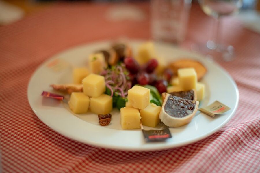 Zurich: Appenzell Day Trip with Farm Visit & Cheese Tasting - Hoher Kasten and the eight-minute cable-car ride